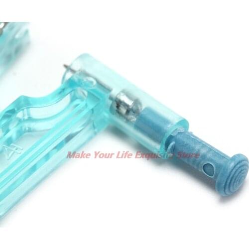 New 1 Set No Pain Body Piercing Gun+Stainless Steel Stud Toiletry Kits Top Safety Ear Piercing Kit Disposable Safe Sterile
