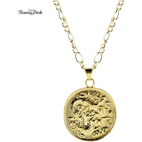 Banny Pink Vintage Portrait Alloy Coin Pendant Round Necklace For Women Chic Metal Gold Fashion Jewelry Chocked Necklace