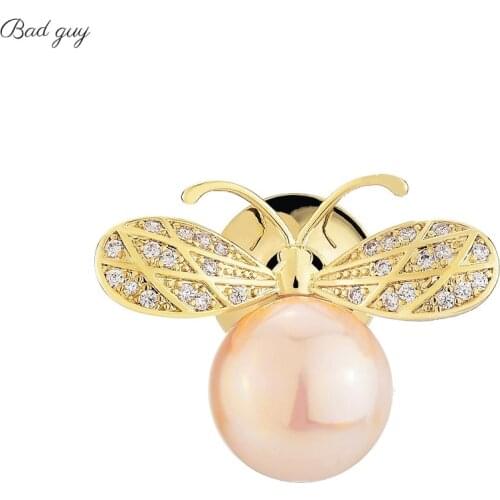 Zircon Bee Brooch Pin for Womens Pearl Insect Brooch Jewelry Clothes Scarf Buckle Garment Accessories Fine Jewelry Gifts