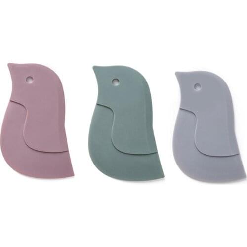 1PCS Random Color Pan Scraper Flexible Multifunctional Portable Baking Spatula Dish Scraper Tool Kitchen Pastry Tools Scraper