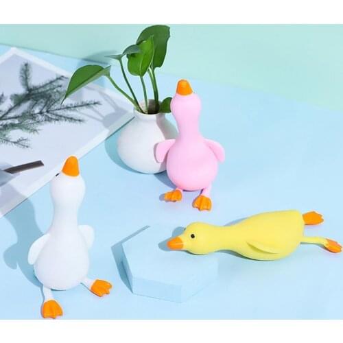 1pc Sand Filled Duck Shape Kneading Squeeze Decompression Toys Animal Ornaments for Gift Random Color Kid Adult Toy Random Color