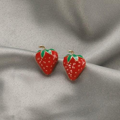 Celebrity Girls Cute Small High-end Red Strawberry Earrings Street Beat Net Red Personality Wild Earrings Beads Earrings Women