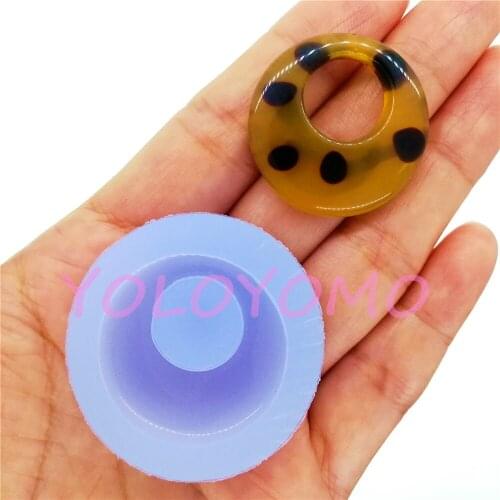 B391YL 28.4mm Round Earrings Silicone Mold Resin Clay Art Pendant Necklace Making Fondant Cake Decoration Candy Food Safe