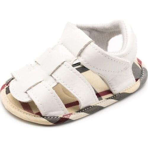 NEW 2021 Summer neonatal semi-plastic sole toddler infant girl shoes Baotou breathable newborn baby shoes