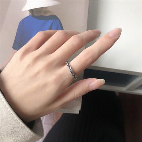 Korean Retro Twist Ring Fashion Simple Student Womens Tail Ring Jewelry