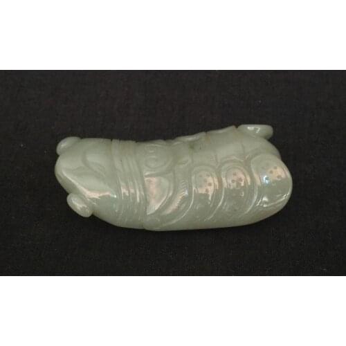 YIZHU CULTUER ART Collection Old Chinese Xinjiang Hetian Jade Hand Carving Cicada Statue Pendant