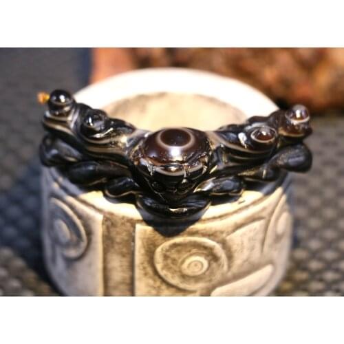 Magic Power Tibetan old Onyx Vampire Bat Fortune Heaven Eye Pendant Amulet ZZY46 Timestown UPD22