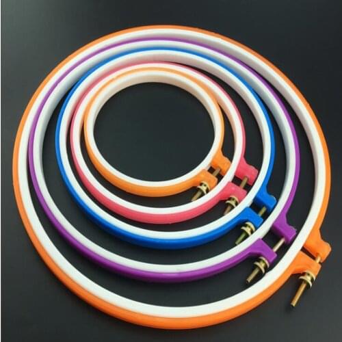 Cross Stitch Hoop Ring Embroidery / 5 colors adjustable circle plastic hoop embroidery for cross stitch Cross-stitch tools