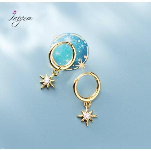 925 Sterling Silver Ear Hoop Earrings Star Design Light Star Buckle Female Simple Small Fresh Zircon Earrings Jewelry for Women