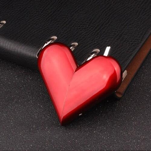 Creative Personality Atmosphere Deformable Love Lighter Expressing Love Butane Gas Smoking Cigarette Lighters Gadgets for Girl