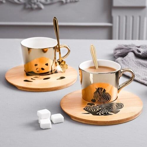 Specular reflection Cup Ceramic Cartoon Animal Mug with Upgraded high-end wooden plate Coffee Cup and Saucer Set