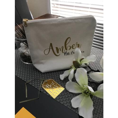 Customize name text title wedding bride Bridesmaid Makeup Gift Make Up comestic Bags pouches Maid of Honour Bridal Party gifts