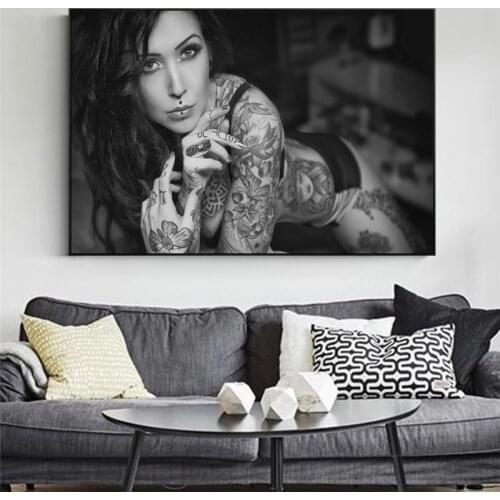 Banksy Love Over Money Graffiti Street Art Canvas Painting Abstract Posters and Prints Wall Pictures for Living Room Home Decor