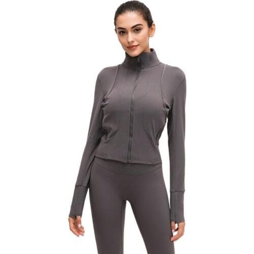 Autumn Long sleeves Sports Tops Gym Women Fitness jacket Woman zipper Yoga Coat Womens Media Pocket Thumbholes Running Jacket