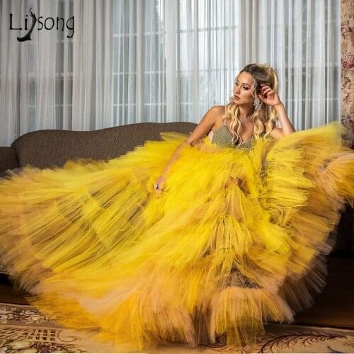 Sexy Backless Gold Tulle Ruffles Prom Dresses Shiny Crystal Beaded Prom Gowns Tiered Tutu Ball Gowns Vestidos