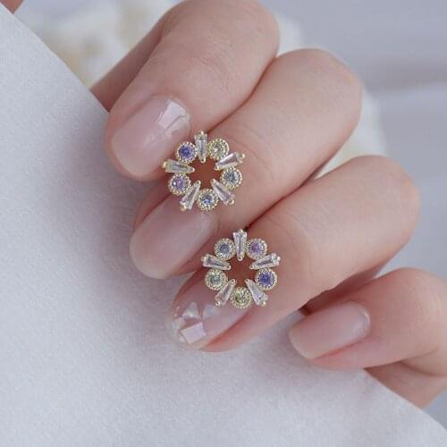 Unique New Fashion Jewelry 14K Gold Plated Flower Stud Earrings for Women Gift Shining Zircon Cute Earrings