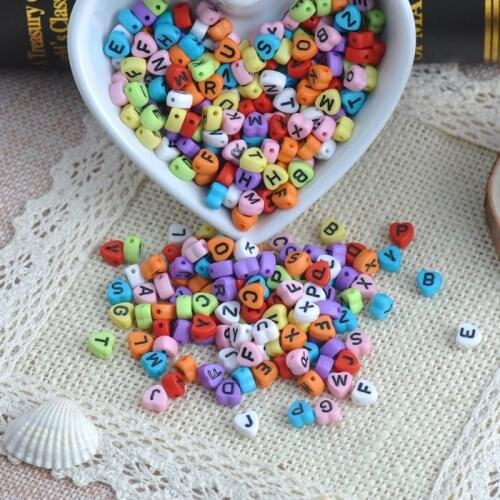 200Pcs 7mm Mixed Alphabet Letter Acrylic Flat Heart Spacer Beads For jewelry making Diy 2017 New YKL0236X