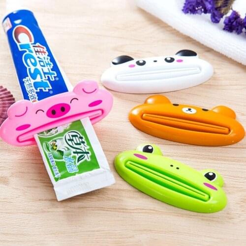 Toothpaste Squeezers Cartoon Toothpaste Extruder Squeezer Cleanser Squeezer Dispenser Rolling Holder Bathroom Accessories