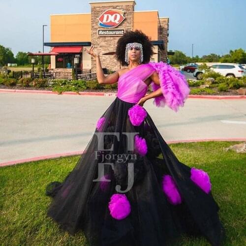 2020 New Trend Pink and Black A-Line Sheer Tulle Dresses with Flowers Ruffles Shoulder Zipper Back Sweep Train Formal Gown