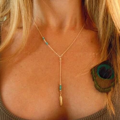 European and American fashion ornaments 2018 new green stone alloy feathers for ladies fashion charm necklace