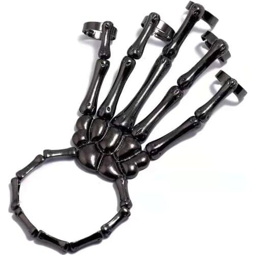 European and American popular Halloween Bracelet Punk Exaggerated Ghost Hand Skeleton Bracelet Metal Texture Linking Finger Brac