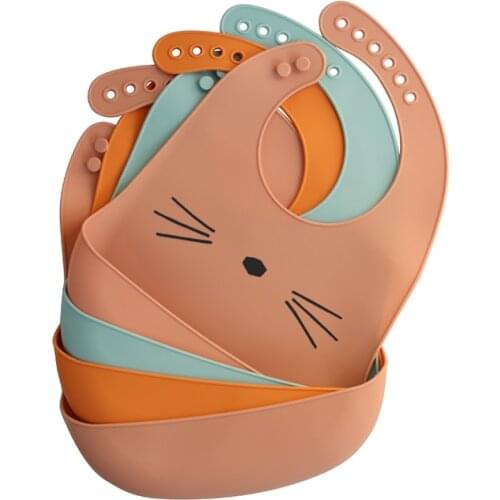 Silicone Baby Bibs Waterproof Saliva Dripping Banana Bibs Cartoon Printing Soft Edible Aprons Baby Adjustable Burp Baby Stuff