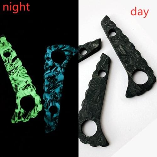 Luminous Carbon Fiber & Resin Back spacer tool for Spyderco Paramilitary 2 C81