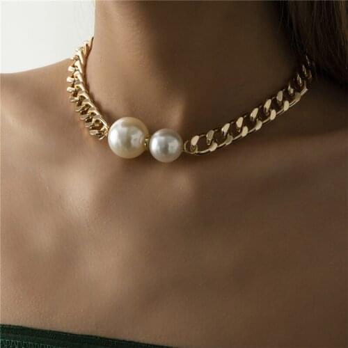Asymmetric Round Pearl Pendant Necklace for Women Smooth Cuban Chain Crystal Necklace Girl Gift Jewelry Accessories