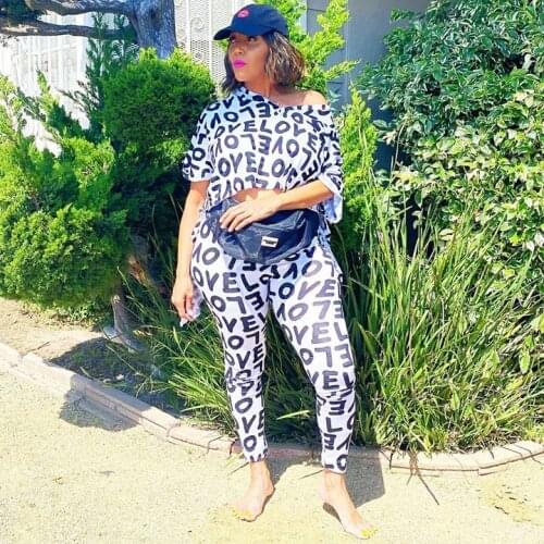 Women Casual Letter Prionting Two Piece Sets Fashion Ladys Slash Neck Short Sleeve Back Split T-shirts + Skinny Pants Outfits