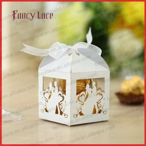 50pcs Lovers Laser Wedding Bride & Groom Candy Box Customized For Gift Packing Bags Chocolate Sweet Party Decoration Supplies