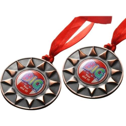 Custom zinc alloy gold plated medals factory wholesale with printed logo decoration