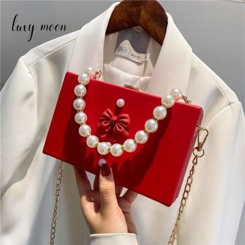 Womens Clutch Bag Purses and Handbags Flower Luxury Designer Wedding Woman Clutch Pearl Chains Shoulder Bag Female 2021 Z014