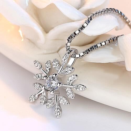 Fashion Womens Snowflake Leaf Pendants And Necklaces 925 Sterling Silver Wedding Jewelry For Women 2021 Free Shipping GaaBou