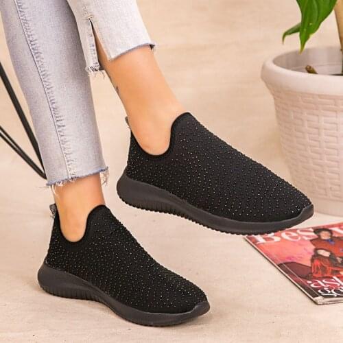 Tonar Stin Black Beads Embroidered Sports Shoes New Season Convenient Seasonal Style Sneaker