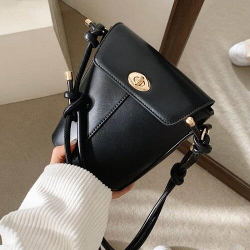2021 New Fashion Women Shoulder Bag Handbag PU Leather Crossbody Bags Adjustable Strap Subaxillary Bag Female Clutches Pouch