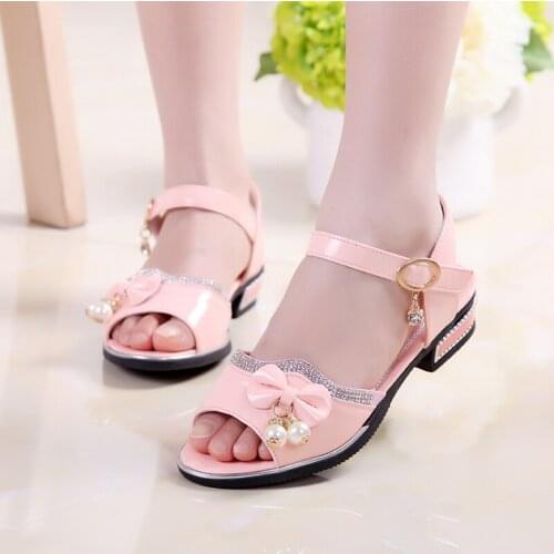 Summer 2019 new childrens sandals girls beach shoes big children Korean version of the fish mouth student shoes princess shoes