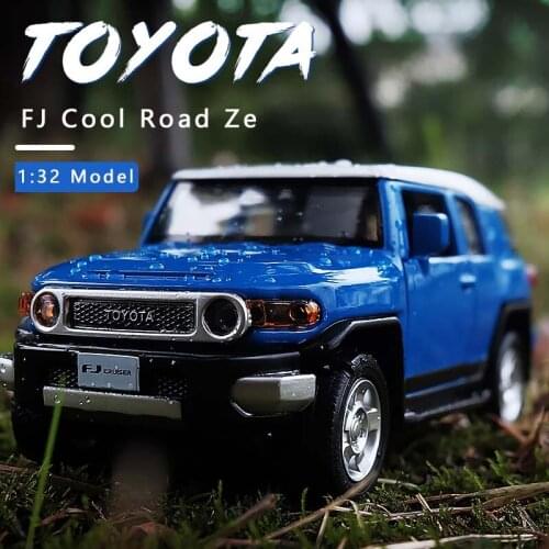 1:32 Toyota Fj Land Cruiser Model Simulation Sound And Light Pull Back Alloy Toy Metal Car Model Decoration Boy Collection Gifts