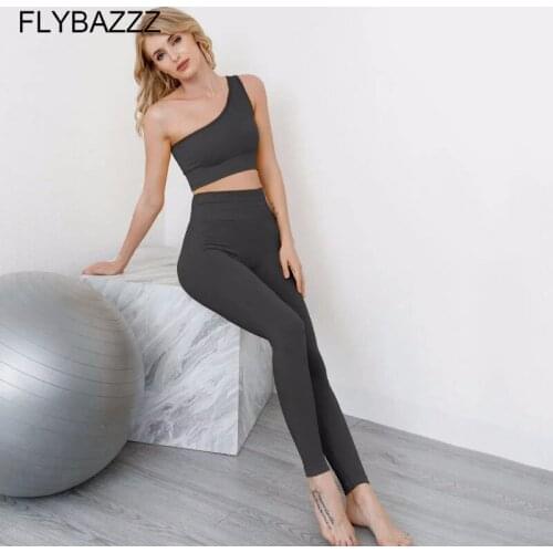 Seamless Sports Suit For Women Yoga Sets Fitness 2pcs Set One Shoulder Bra Top And Yoga Pants Fitness Clothing Women Workout Set