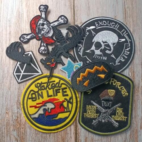 Remendos do bordado do remendo do anime de japão para a etiqueta da roupa na roupa remendo afastado/ferro do remendo de van gogh