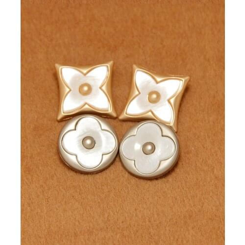 Free shipping 10pcs/lot 25mm new fashion metal clovers composite resin pearl buttons high-grade gold silver buttons accessories