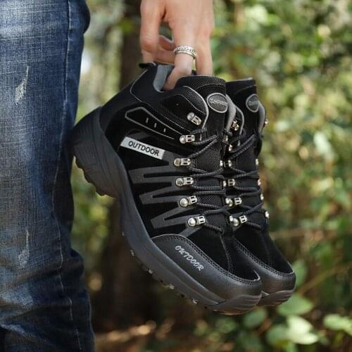 Hot casual boots sneakers breathable hombre wear flat mens Sneaker zapatos 2020 leather winter man sale sport running summer