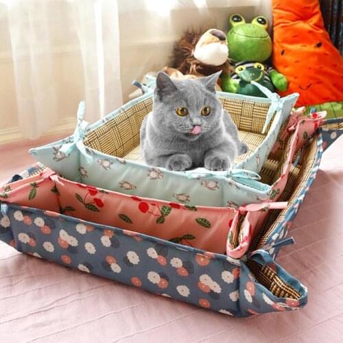 Pet Cute Penguin Print Cool Sleeping Oxford Cloth Mat Pad Straps Folding Edges Dog Kennel Cats Net Suitable For Medium-sized Pet