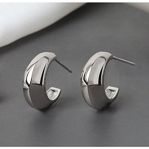 New, beautiful and exquisite fashion metal party womens earrings and jewelry