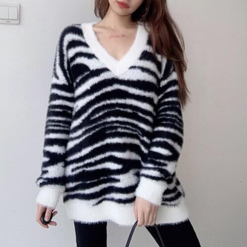 2021 Brand New V-neck Long Sleeve Soft Warm Sweater Loose Casual Zebra Stripe Furry Pullover Oversized Sweater Sueter