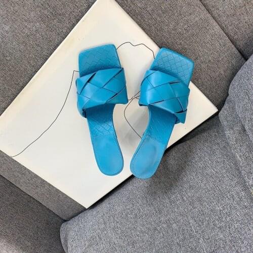 2020 New Cross Woven Flat Slippers Women Square Toe Black Red Braided Designer Summer Shoes Woman Casual Zapatos De Mujer