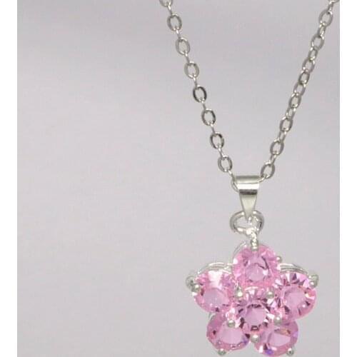 Romantic Pink Flower Necklace For Elegant Ladies With High Quality Charming Rhinestone Pendant Necklace Valentines Day Gift