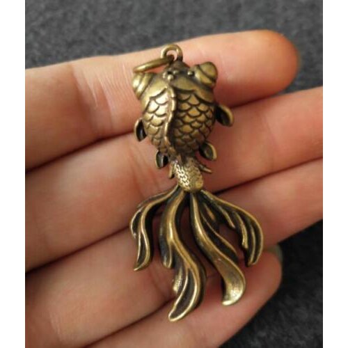 Collectable Chinese Pure Brass Handwork Carved Animal goldfish Exquisite Small Pendant Statues