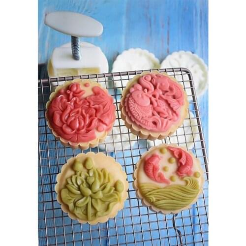 Plastic Mooncake Moulds 3D Flowers Stamp Cookie Cutter Moulds DIY Baking Tools