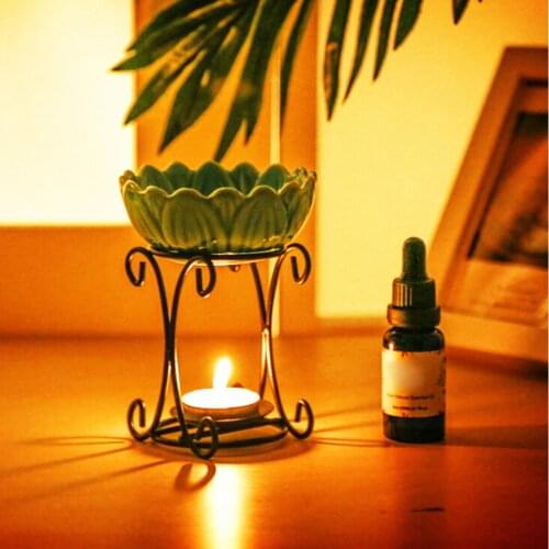 1pc Mini Ceramic Aroma Essential Oil Lamp Hollowing Candle Furnace Essential Oil Furnace Incense Burners Home home Decoration