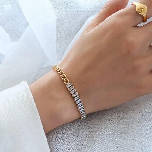 Hellolook Golden Bracelets